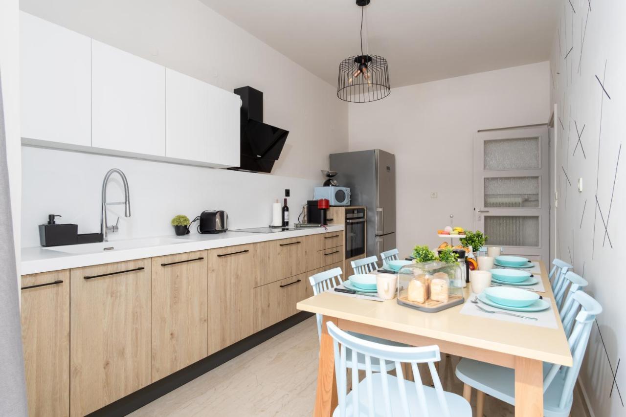 Nima1 4 Bedroom Apt Centraly Located In Rethimno Exteriör bild